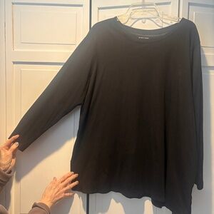 EILEEN FISHER 2X Round neck, long sleeved black jersey tunic